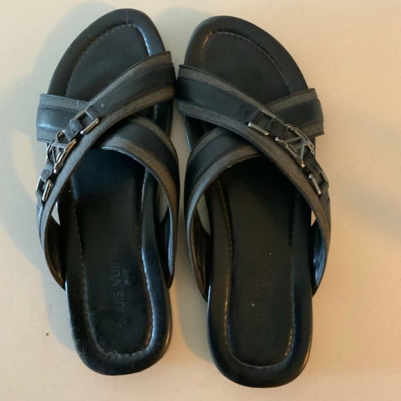 Louis Vuitton sandals - Picture 1 of 4